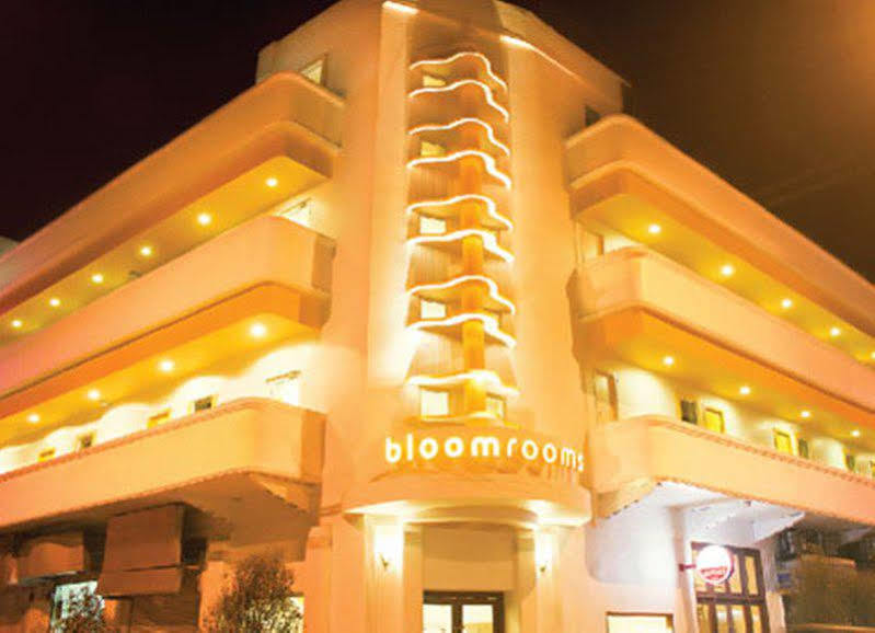 Bloomrooms @ New Delhi Railway Station Exterior photo